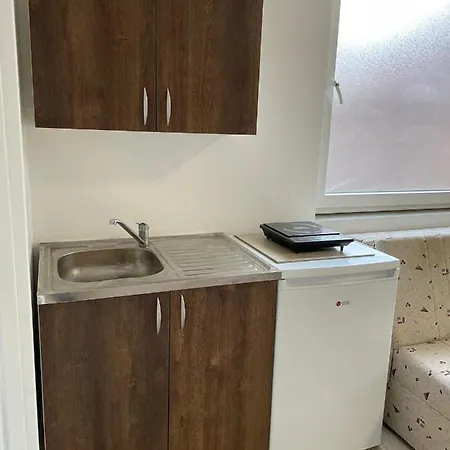 Apartment Sobe Ava Palic