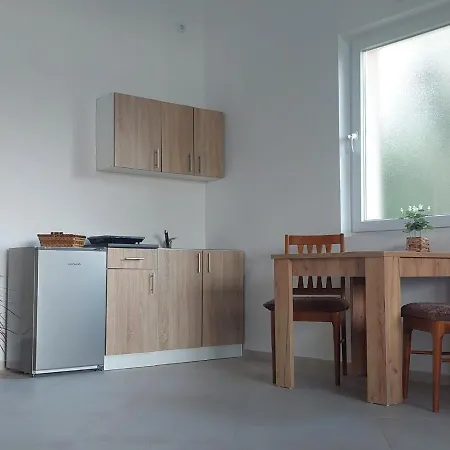 Sobe Ava Apartment *