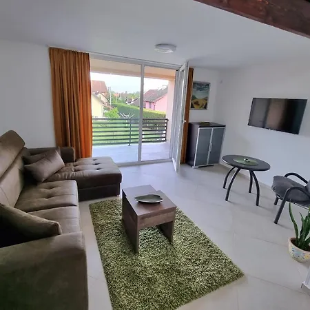 Sobe Ava Apartment *