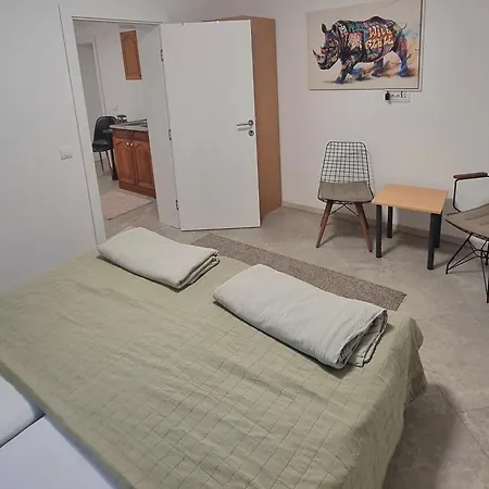 Apartment Sobe Ava *