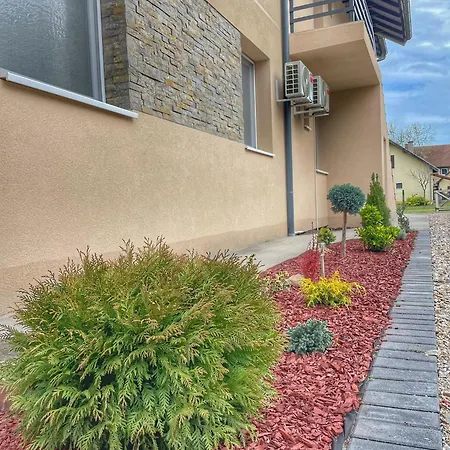 Sobe Ava Apartment *