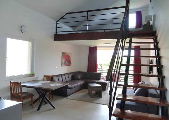 Apartament Sobe Ava *