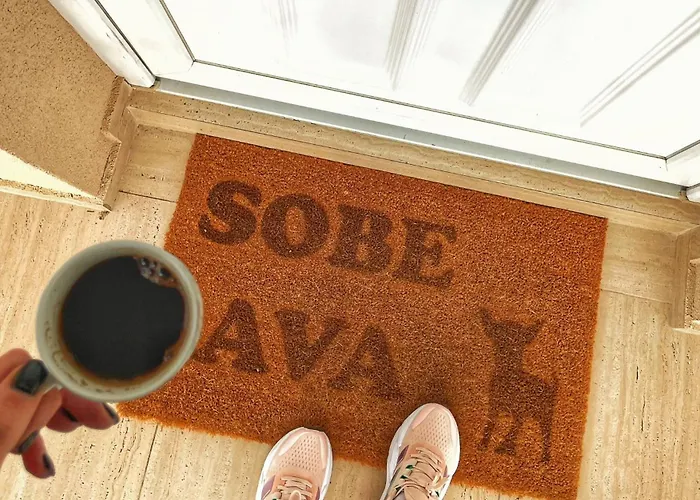 Apartament Sobe Ava *