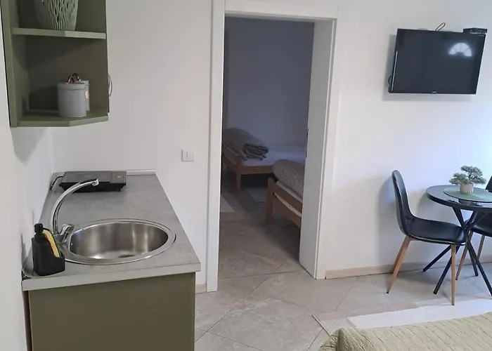Sobe Ava Apartament *